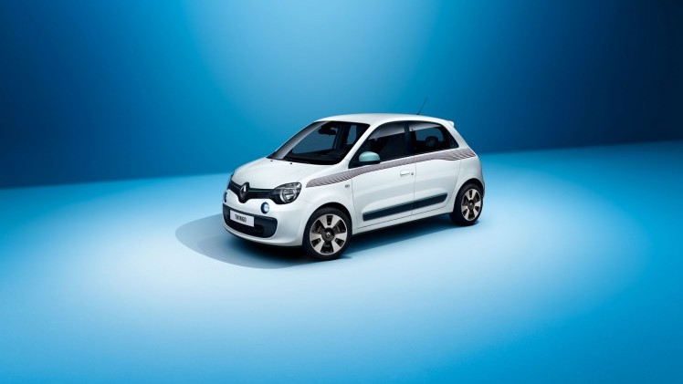 Nieuwe Renault Twingo Collection pakt uit met voordeel en kleurige details.