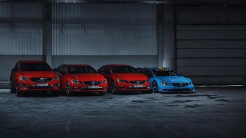 Volvo presenteert V60, S60 en XC60 Black R modellen met Polestar chiptuning en specifieke details voor Zweedse markt.