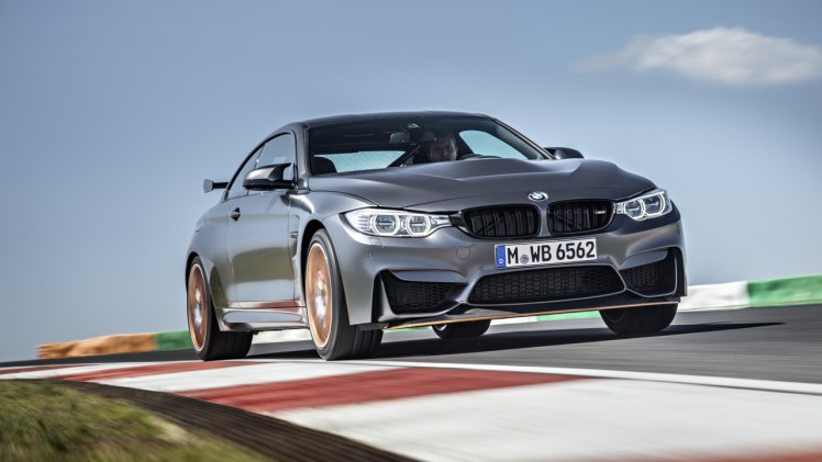 BMW introduceert de M4 GTS als supersportieve versie van de M4 Coupe, maar dan uitgerust met waterinjectie en lichtgewicht uitrusting.