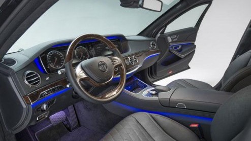 Wie niet kan wachten op de gepantserde Mercedes-Benz S-klasse Guard kan bij Transeco aankloppen. De Duitse fabrikant voorziet de S 500L met alle plezier van een kogelvrijvest.