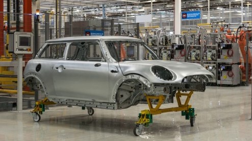 Productiestart MINI bij VDL NedCar in Born. Opening officieel uitgevoerd door Koning Willem-Alexander.