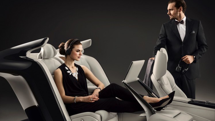 Volvo toont het S90 Excellence interieur met alle luxe en weelde die je kunt bedenken. Krijgen de Zweden daarmee onze Koning uit zijn verlengde Audi A8?