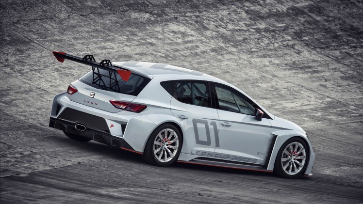 Verslag Seat Leon Eurocup 2015 tijdens het laatste raceweekend op Circuit de Barcelona-Catalunya net buiten Barcelona.
