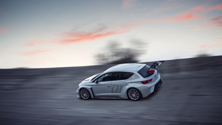 Verslag Seat Leon Eurocup 2015 tijdens het laatste raceweekend op Circuit de Barcelona-Catalunya net buiten Barcelona.