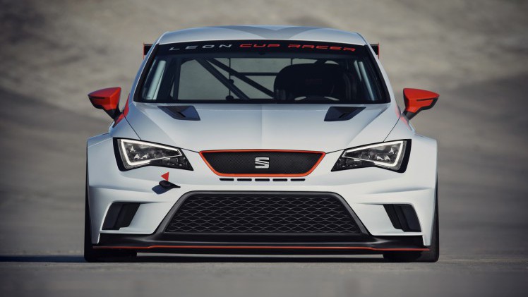Verslag Seat Leon Eurocup 2015 tijdens het laatste raceweekend op Circuit de Barcelona-Catalunya net buiten Barcelona.