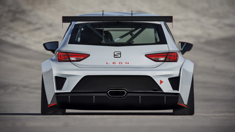 Verslag Seat Leon Eurocup 2015 tijdens het laatste raceweekend op Circuit de Barcelona-Catalunya net buiten Barcelona.
