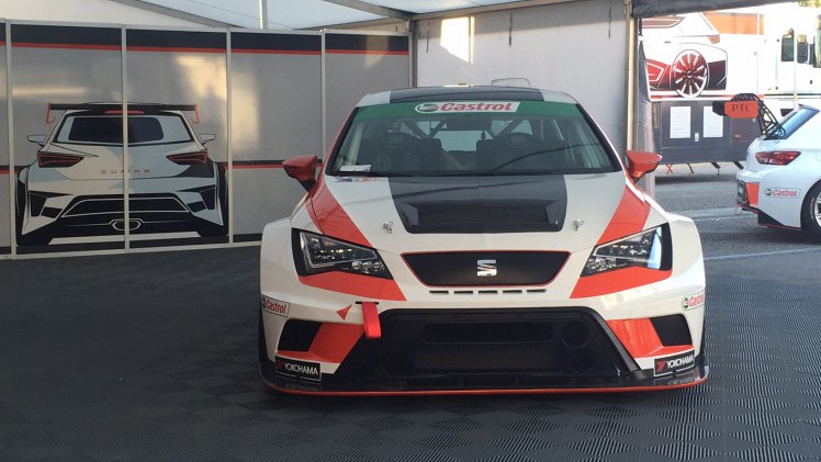 Verslag Seat Leon Eurocup 2015 tijdens het laatste raceweekend op Circuit de Barcelona-Catalunya net buiten Barcelona.