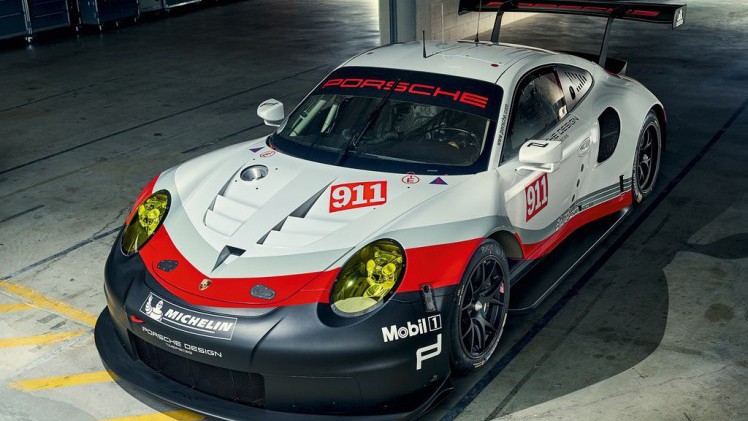Een race-911 met middenmotor is er inmiddels, maar komt er ook zon versie voor op de weg? Volgens de Porsche GT-baas zou dat zomaar eens kunnen