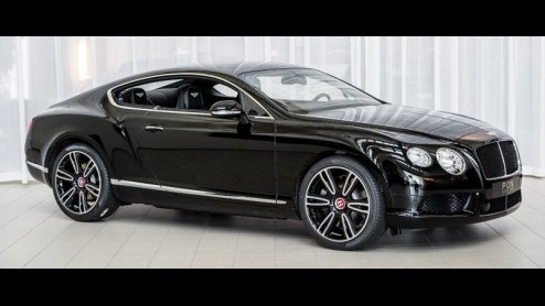 Pre-Owned Days van Pon Luxury Cars met Lamborghini, Bugatti en Bentley in Koopmanshuis Leusden op 19 en 21 apri.