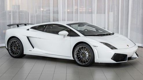 Pre-Owned Days van Pon Luxury Cars met Lamborghini, Bugatti en Bentley in Koopmanshuis Leusden op 19 en 21 apri.