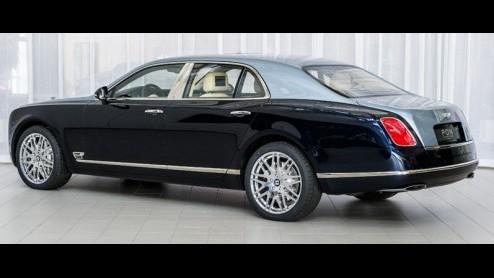 Pre-Owned Days van Pon Luxury Cars met Lamborghini, Bugatti en Bentley in Koopmanshuis Leusden op 19 en 21 apri.