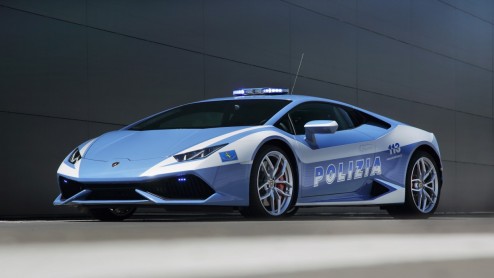 Italiaanse Polizia gaat rijden met Lamborghini Huracn voor noodtransporten en opsporing.