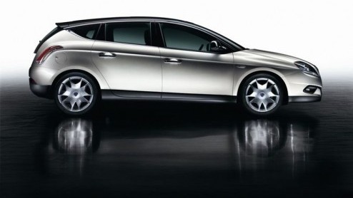 Lang verwacht, terug van weg geweest. Hierbij de Lancia Delta in officieel beeld. Deze stijlvolle Italiaan keert terug tijdens Autosalon in Genve . Hij is gebaseerd op de Delta HPE Concept die in 200
