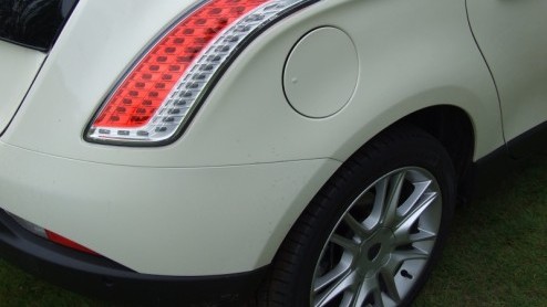 Het heeft even geduurd, maar nu is daar toch eindelijk een nieuwe Lancia. En niet zo maar n, nee het is de nieuwe Delta. Een model waar de Italiaanse fabrikant hoge ogen mee wil gaan gooien. Misschi