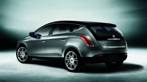 Tijdens het Internationale Filmfestival van Veneti zal Lancia het doek aftrekken van de nieuwe Delta HPE Concept. Aan de bijgeleverde fotos te zien gaat het een spannend model worden.