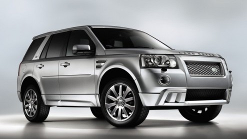 Voor zowel de Range Rover Sport als Discovery 3 en Freelander 2 biedt Land Rover nu stoere en luxe extras voor een interessante prijs. Voor die eerste is er het Stormer Pack, de andere twee breng je 