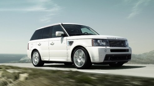 Voor zowel de Range Rover Sport als Discovery 3 en Freelander 2 biedt Land Rover nu stoere en luxe extras voor een interessante prijs. Voor die eerste is er het Stormer Pack, de andere twee breng je 
