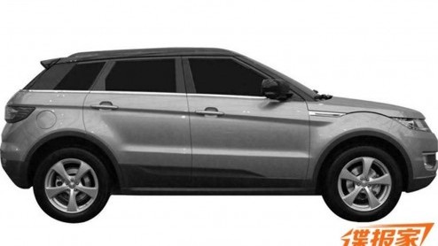 Het Chinese Landwind laat weer eens van zich horen. De fabrikant komt met een compacte SUV, die wel erg veel gelijkenis vertoont met de Range Rover Evoque. Sterker nog, het lijkt een n op n kopie.