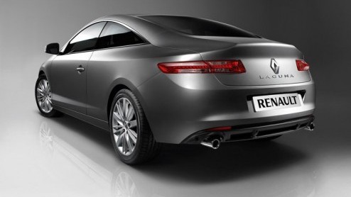 De Laguna-slingers bij Renault zijn nog niet opgeborgen of er staat alweer een nieuweling voor de deur. Renault presenteerde dit weekend in Cannes de productieversie van de Laguna Coup. Na de zomer s