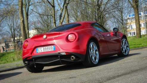 Levende legendes getest - Porsche 911E 1969 en Alfa Romeo 4C 2014