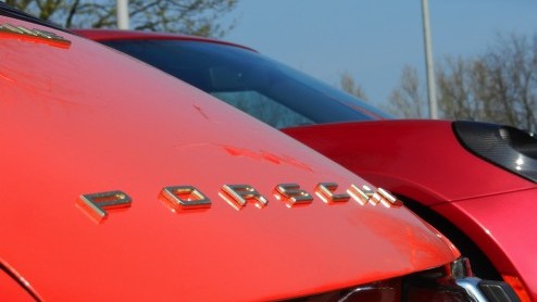 Levende legendes getest - Porsche 911E 1969 en Alfa Romeo 4C 2014