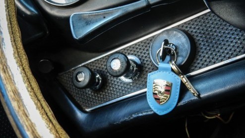 Levende legendes getest - Porsche 911E 1969 en Alfa Romeo 4C 2014