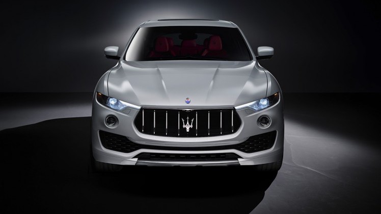 De nieuwe Maserati Levante nader bekeken, live op de Autosalon van Geneve 2016.