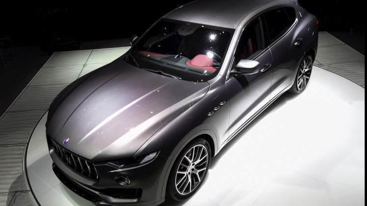 De nieuwe Maserati Levante nader bekeken, live op de Autosalon van Geneve 2016.