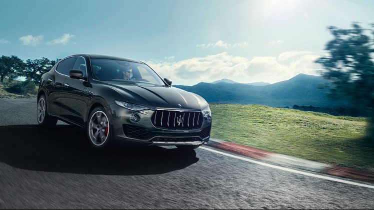 De nieuwe Maserati Levante nader bekeken, live op de Autosalon van Geneve 2016.