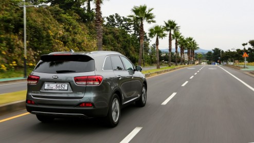 Nieuwe Kia Sorento 2.2 CRDi vanaf januari 2015 in Nederland met 2WD of 4WD.