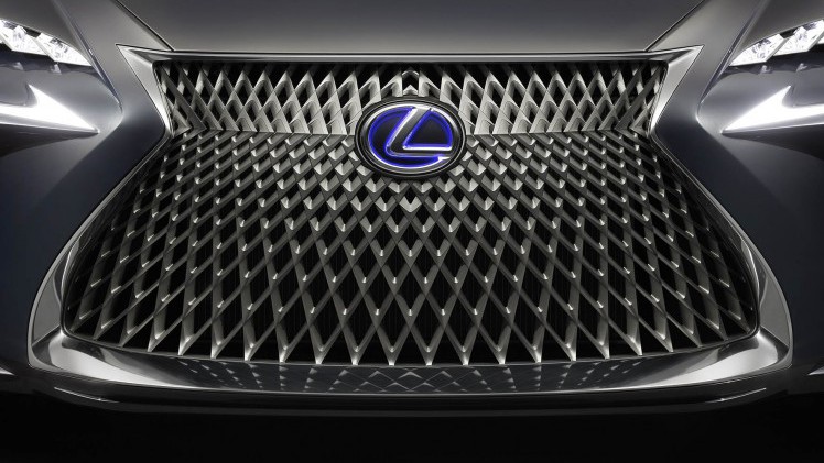 De Lexus LF-FC concept car is de LS-limousine van de toekomst, met het design van een Gran Turismo en vooruitstrevende techniek zoals waterstof, de brandstofcel, CFRP en bediening met handgebaren.