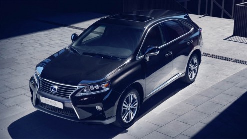 Lexus RX 450h Hybrid Tech Edition is een zeer luxe uitvoering met Mark Levinson audio, head-up display en LED-koplampen.