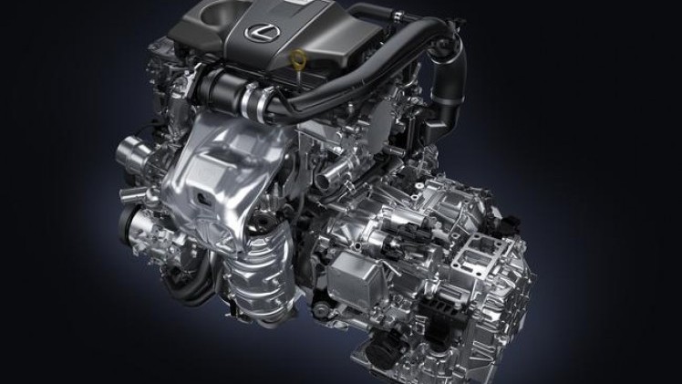 Lexus heeft voor de nieuwe RX niet alleen een hybrideversie ontwikkeld, maar komt ook met de RX 200t turbomotor.