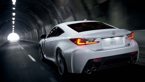 Lexus RC F V8 met 477 pk komt in januari naar Nederland en prijzen beginnen bij 121.900 euro.