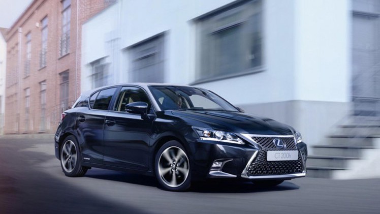 Lexus gaf op de IAA een virtuele persconferentie rondom de vernieuwde NX en CT.