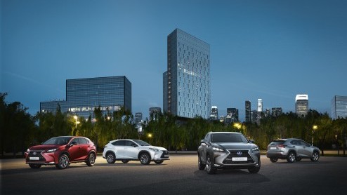 Vanaf oktober staat de Lexus NX 300h bij de dealer. De orderboeken zijn echter begin juni al geopend. Een meevaller voor diegenen die al een bestelling hebben geplaatst: ze krijgen geld terug.