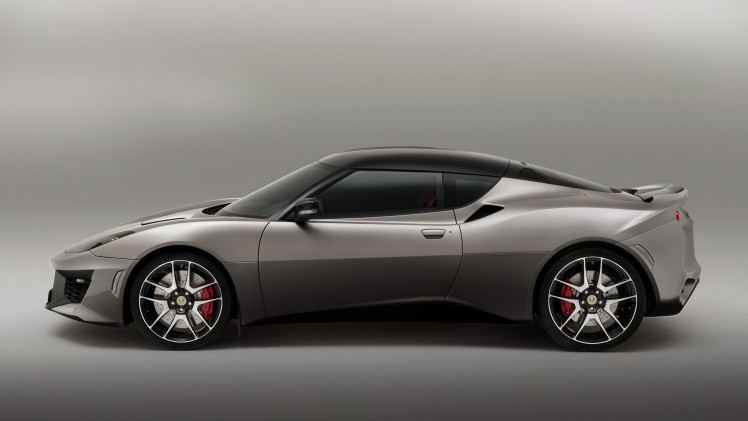 Lotus lanceert in Genve de Evora 400. Van buiten lijkt het misschien op een lichte facelift, maar onderhuids is er een hoop nieuw.