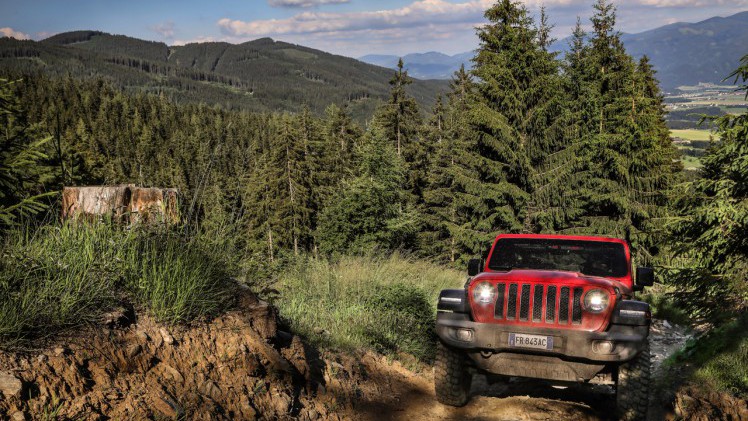 Jeep lanceert in september de nieuwe Wrangler op de Europese markt alleen met viercilinder motoren.
