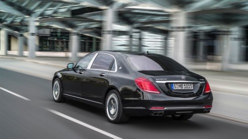De opvolger van de Maybach-modellen dragen de naam Mercedes-Maybach en de S-Klasse is als eerste verrijkt met extra wielbasis en nog meer comfort, stilte en luxe.