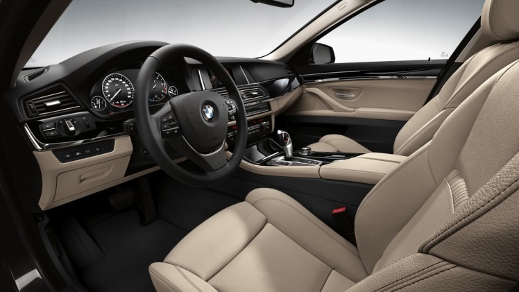 BMW 5 Serie M Sport uitvoering is tijdelijk beschikbaar in combinatie met verschillende motorvarianten.