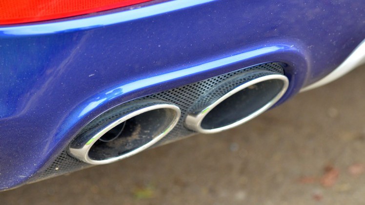 AutoVandaag maakte door middel van een autotest kennis met de Maserati Levante diesel op het Britse platteland.