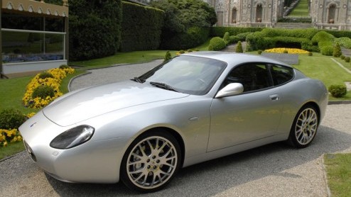 Het begint een klein beetje een trend te worden om als steenrijk persoon een designhuis binnen te stappen met de vraag of ze even voor jou een leuke auto willen maken.