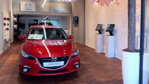 Mazda Store geopend in Amsterdamse Van Baerlestraat