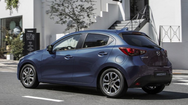 Op de Autosalon van Genve heeft Mazda de subtiel gefacelifte versies van de Mazda2 en CX-3 onthuld.