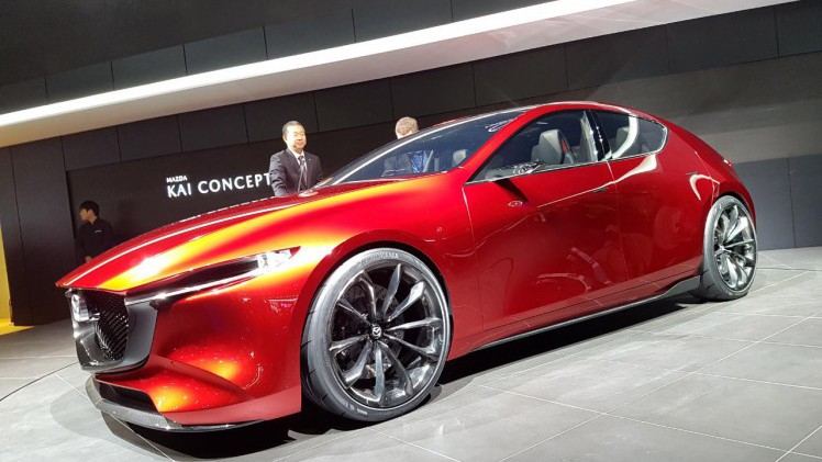 Mazda laat in Tokyo twee concepts zien waarmee de zevende generatie qua ontwerp wordt ingeluid. Belangrijk nieuws is verder de Skyactiv-X motor, een 2 liter met zelfontbranding.