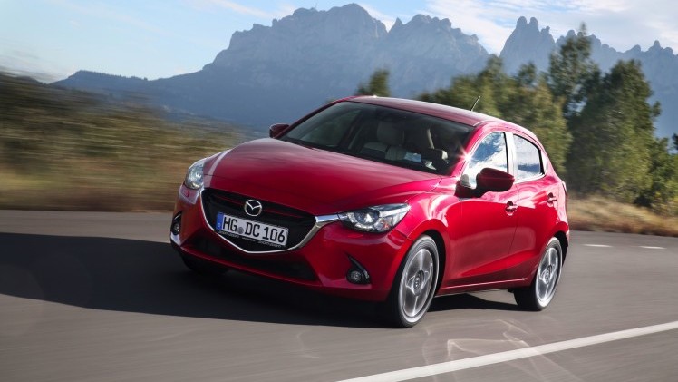 De nieuwe Mazda2 stuurt nog leuker dan zijn voorganger, maar is ook een stuk serieuzer geworden. Een rijtest.