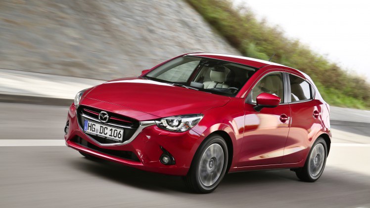 De Mazda2 krijgt er weer een 1,5 liter viercilinder bij. Dit keer gaat het om een 105 pk en 220 Nm sterke dieselversie.