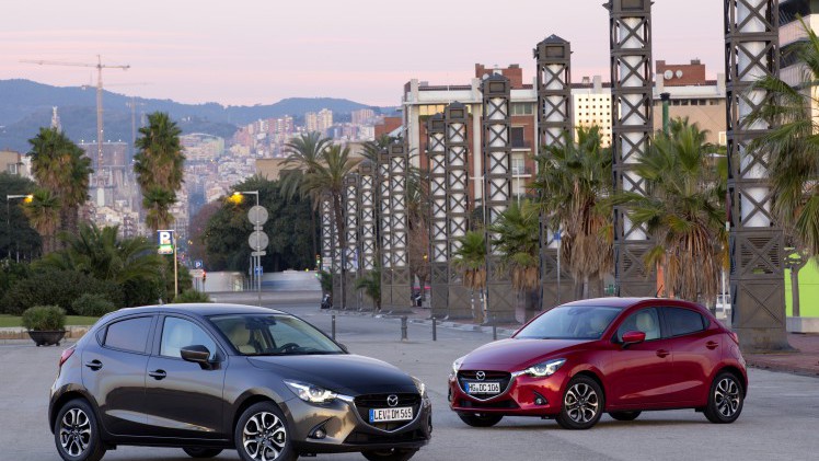 De Mazda2 krijgt er weer een 1,5 liter viercilinder bij. Dit keer gaat het om een 105 pk en 220 Nm sterke dieselversie.