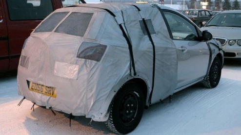 De Mazda2 is alweer sinds 2002 op de markt en heeft het in Europa nooit slecht gedaan. Wel is het weer tijd voor een opvolger en Mazda is hard bezig om deze binnen niet al te lange tijd te presenteren
