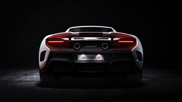 McLaren presenteert vandaag de 675LT, een snellere, extremere versie van de 650S. Meer vermogen, minder gewicht.